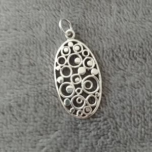 New 925 Silver pendant